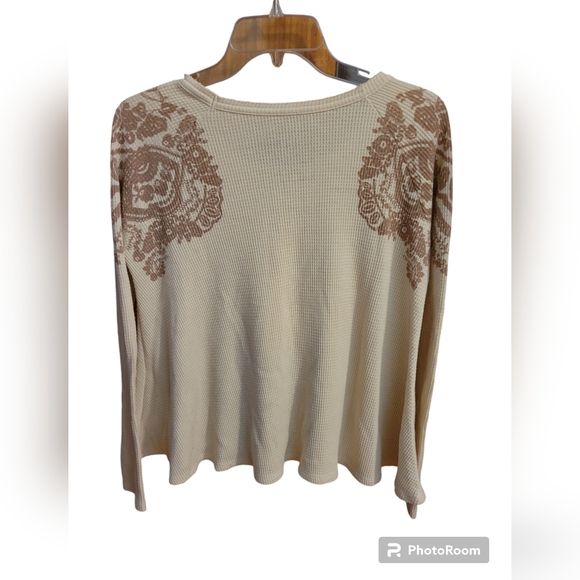 We The Free Long Sleeve - Picture 2 of 3